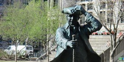 Sculpture Tour in Downtown Montreal