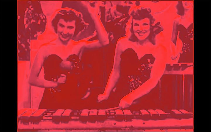 Soirée-bénéfice et karaoké / Fundraiser and karaoke !