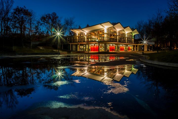 Soirée dansante sur le mont Royal