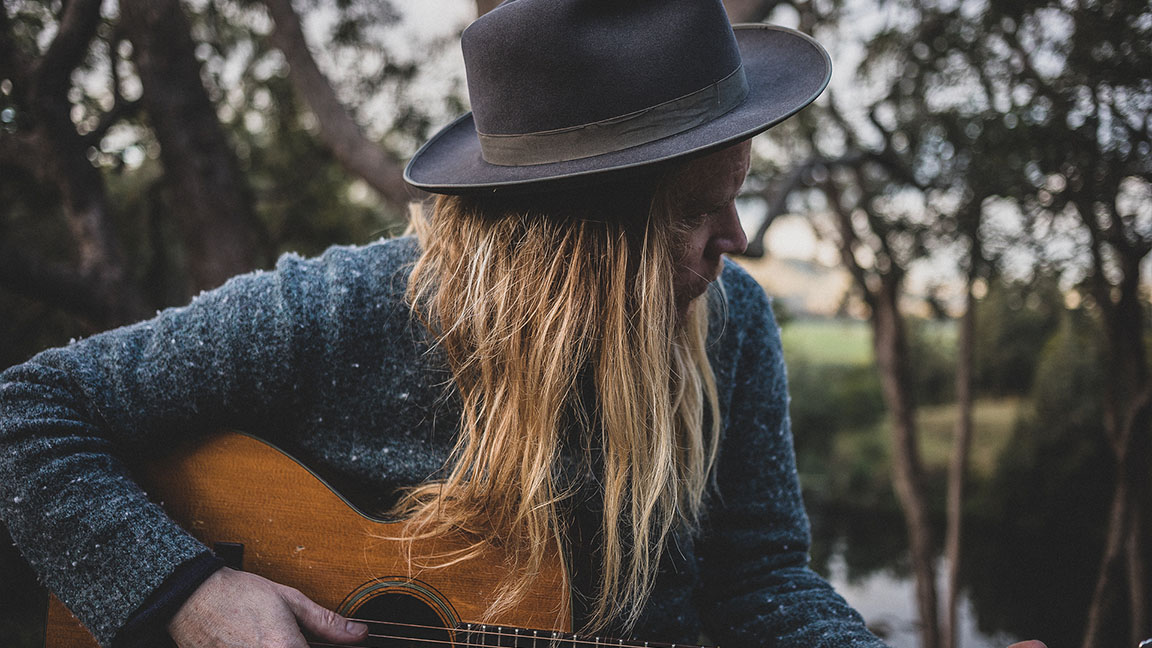 Stu Larsen, Ken Yates