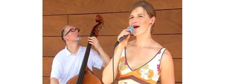 Sunday Swing Rendezvous with Danielle Reich