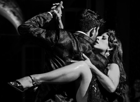 TANGO SHOW AVEC LES ÉTOILES HERNAN LAZART ET SOLANGE ACOSTA