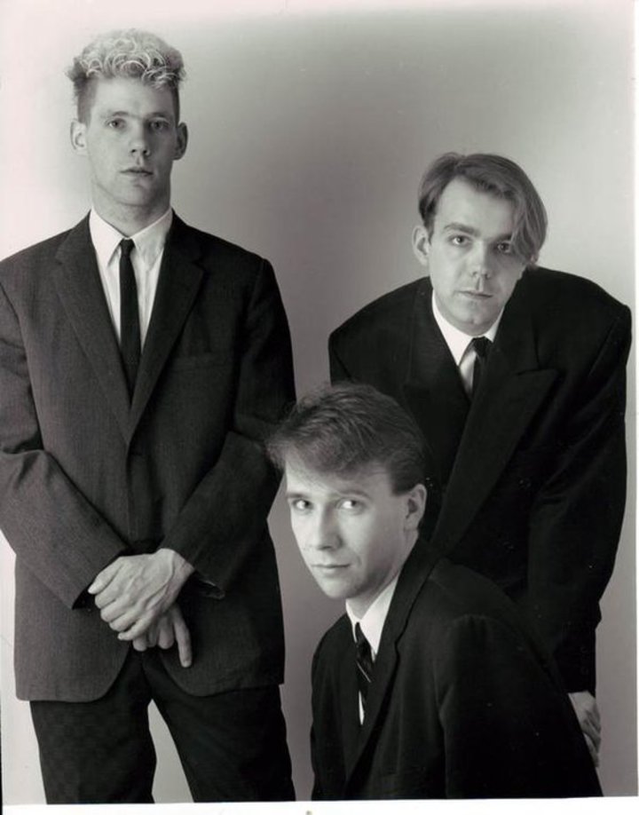 Techniques Berlin + Curse + Cinéma Vengeance + WEARENOTWHOWEARE