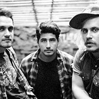 Together Pangea - avec White Reaper