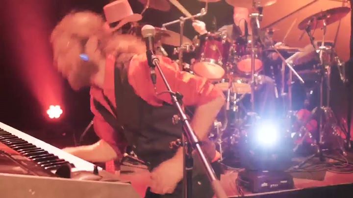 Tramp of The Century La tournée Breakfast in America