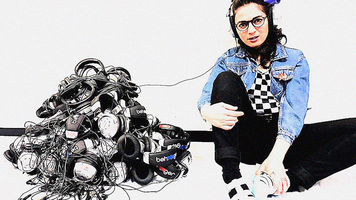 Trying to listen while not giving a fuck: Jon Lachlan Stewart