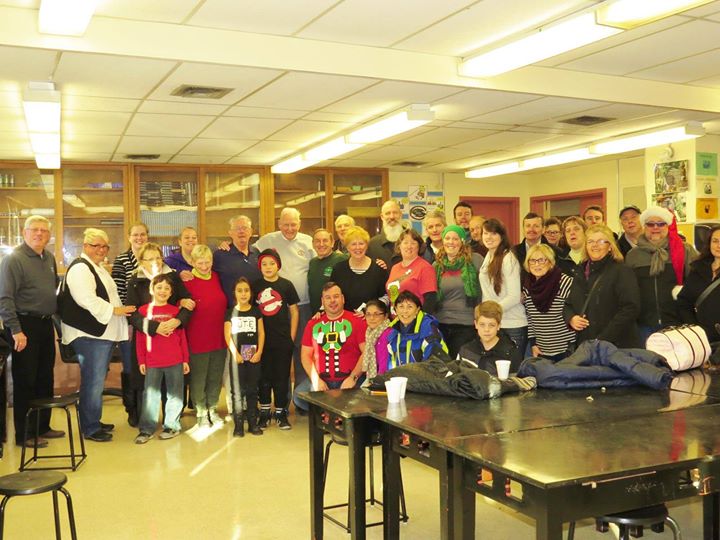 UIS Christmas basket delivery