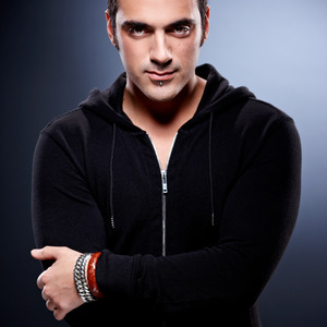 Ummet Ozcan at Beach Club (June 21, 2015)