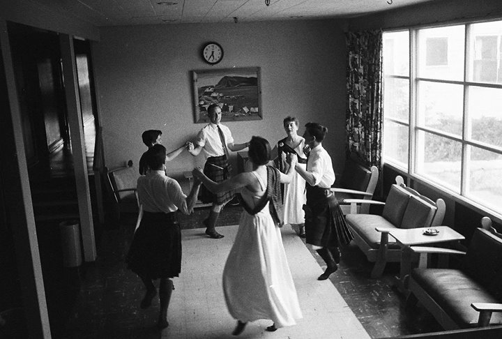 Vernissage: It's All Happening So Fast / Le temps presse