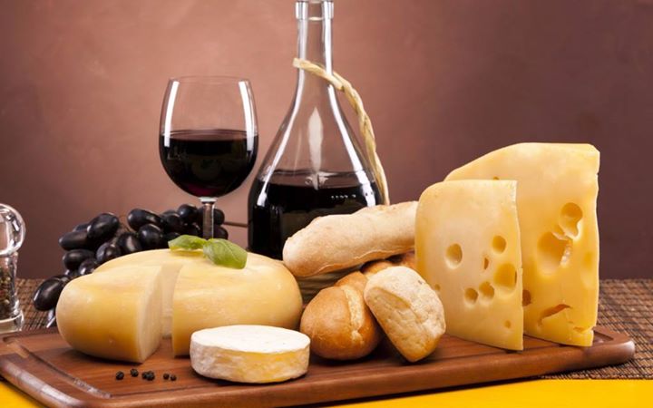 Vin Et Fromage AÉÉSÉUM