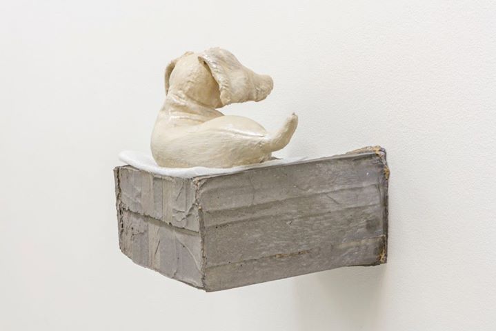 Visite de l'exposition de Liz Magor avec la commissaire Lesley Johnstone