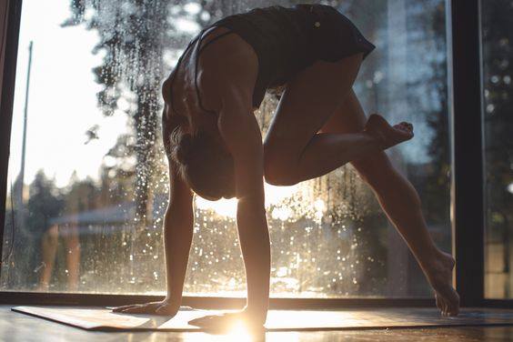 Yoga au Zéro Gravité avec Jean-Jacques