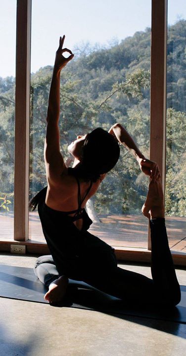 Yoga du dimanche avec Eding