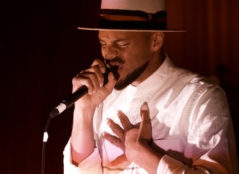 FREEDOM SINGER : KHARI WENDELL MCCLELLAND