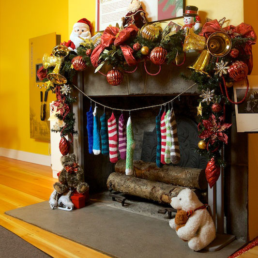 Autour du foyer.. Traditions du temps des Fêtes