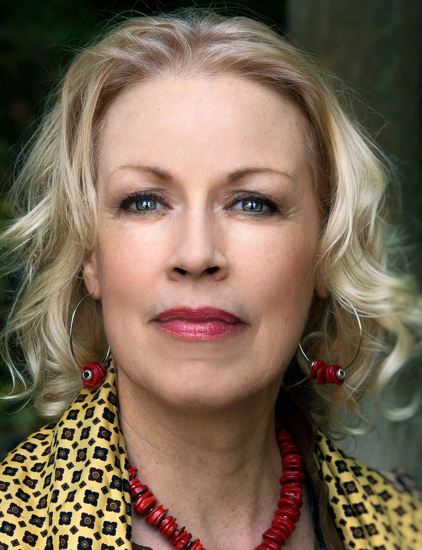 MY CANADA: Singing the Soul of a Country featuring Barbara Lewis