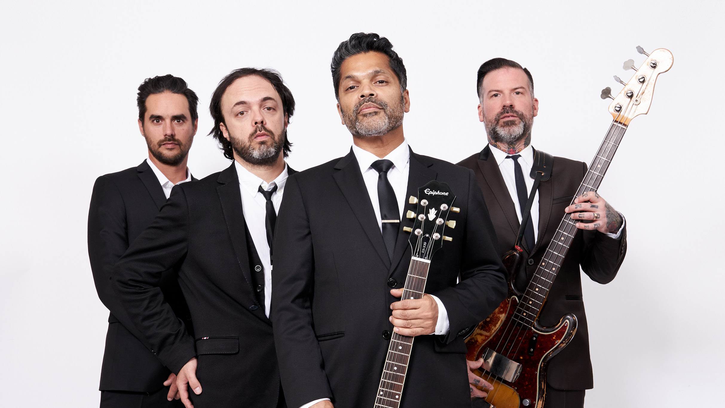 LES SIXTIES AU BALCON Hommage aux Beatles, Temptations, Rolling Stones et Stevie Wonder avec The Heads