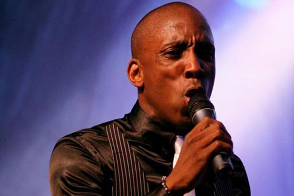 Les meilleurs hits Soul, Motown et Disco des dernières décennies avec Freddie James Project 