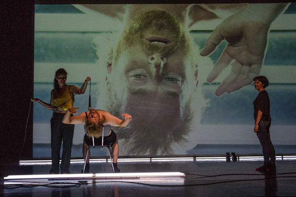 Mark Lawes | La Trilogie Supernova