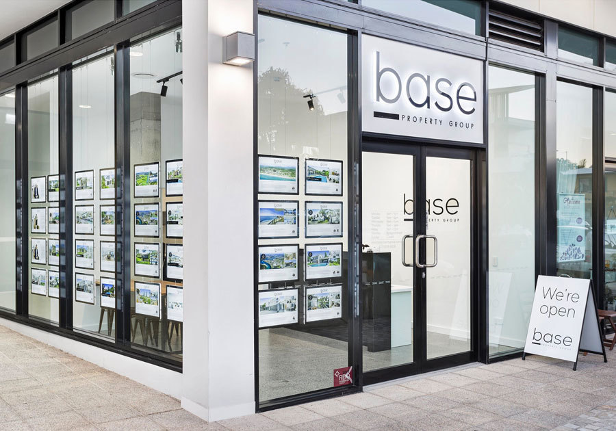 A great web design by Paula Vallero Freelancer, Brisbane, Australia: Real Estate
