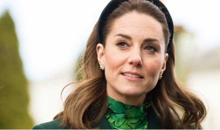 Does Kate Middleton Have To Curtsy To William? What You Need To Know! - Soap Opera Spy Does Kate Middleton Have To Curtsy To William? What You Need To Know! - Soap Opera Spy