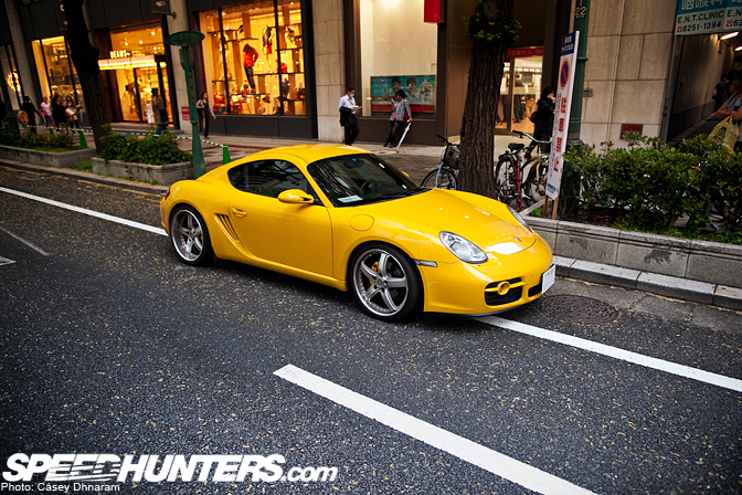 Car Spotlight>> Porsche On The Streets Of Osaka