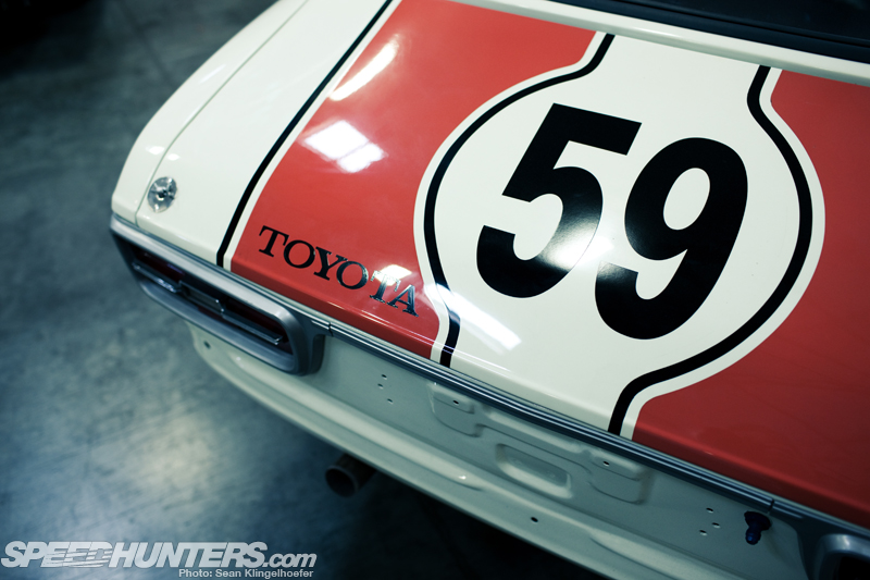 CW_Corolla_01