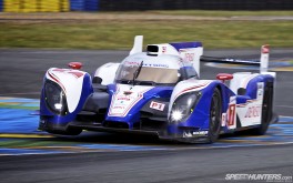 1920x1200 Toyota HybridPhoto by Jonathan Moore