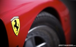 1920x1200 Ferrari F40 Prancing HorsePhoto by Jonathan Moore