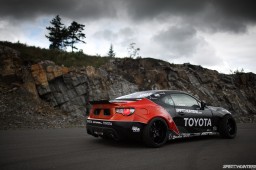 86x_desktop_LAR_7880