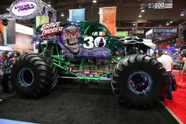 Photo by Larry Chen 1920x1200