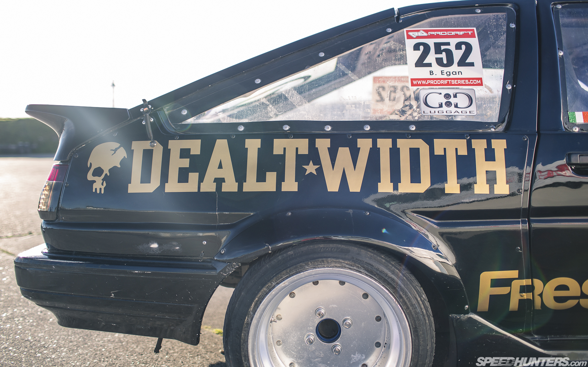 DealtWidthAE86 Desktops-6