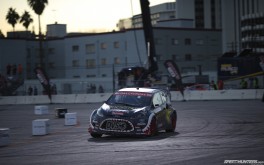 Photo by Larry Chen 1920x1200