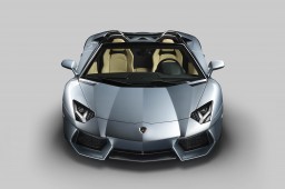 Aventador Roadster-DT7