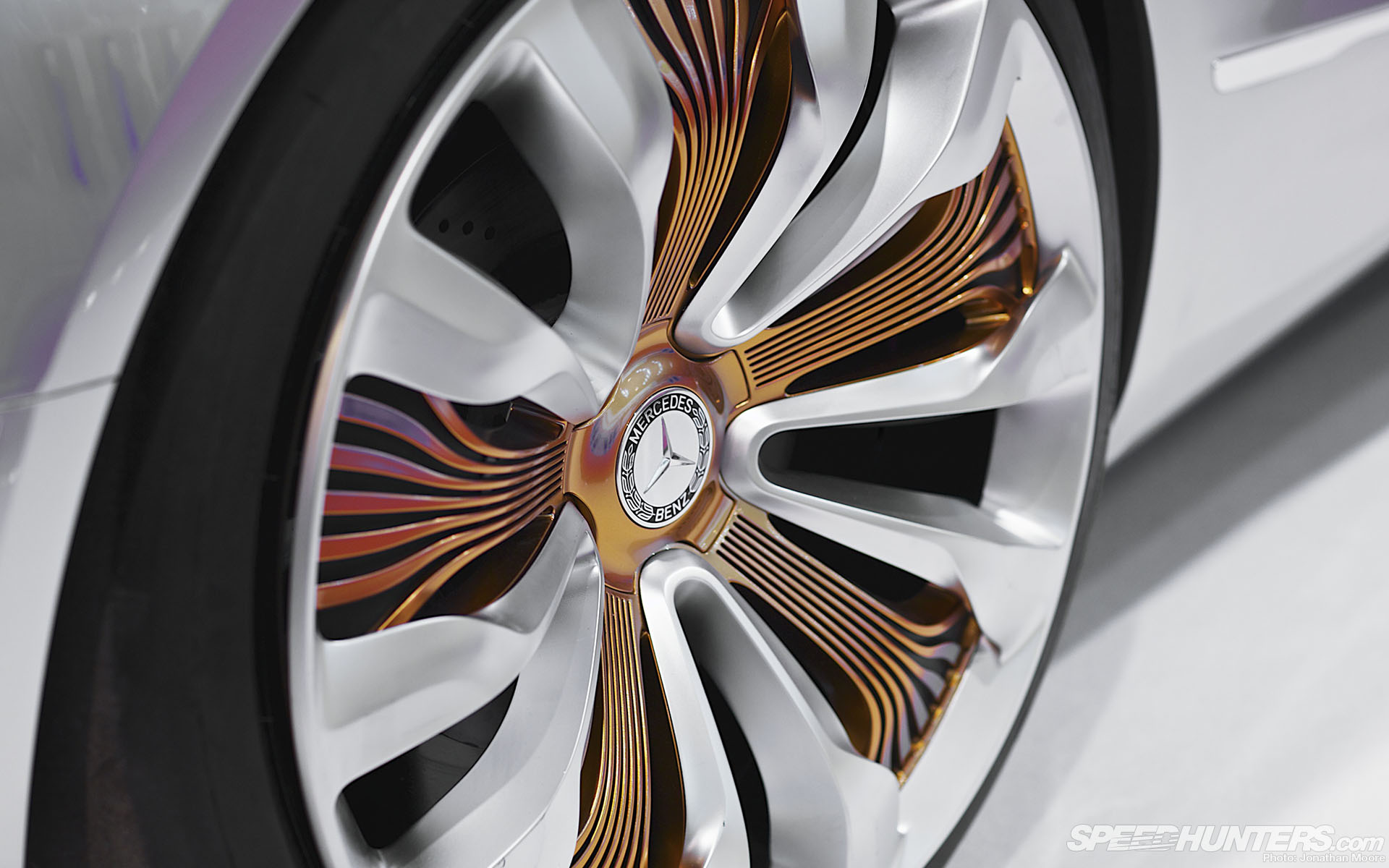 Essen_Motor_Show_2012-DT013