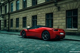 458_Italia-Desktop-01