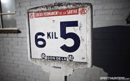 1920x1200 Le Mans kilometre marker, BrooklandsPhoto by Jonathan Moore