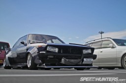 Tokyo-Auto-Salon-2013-Lot-01