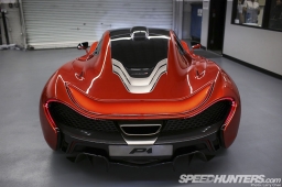 McLaren_P1-017