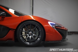 McLaren_P1-022