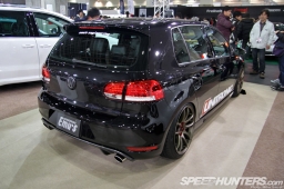 Osaka-Auto-Messe-13-26