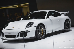 Geneva_Motor_Show_2013-DT28