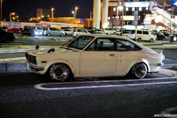 Nissan-Sunny-Desktop-01