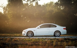 Photo by Larry Chen  1920x1200