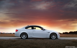 Photo by Larry Chen  1920x1200