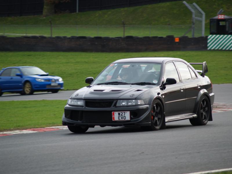 OLYMPUS DIGITAL CAMERA