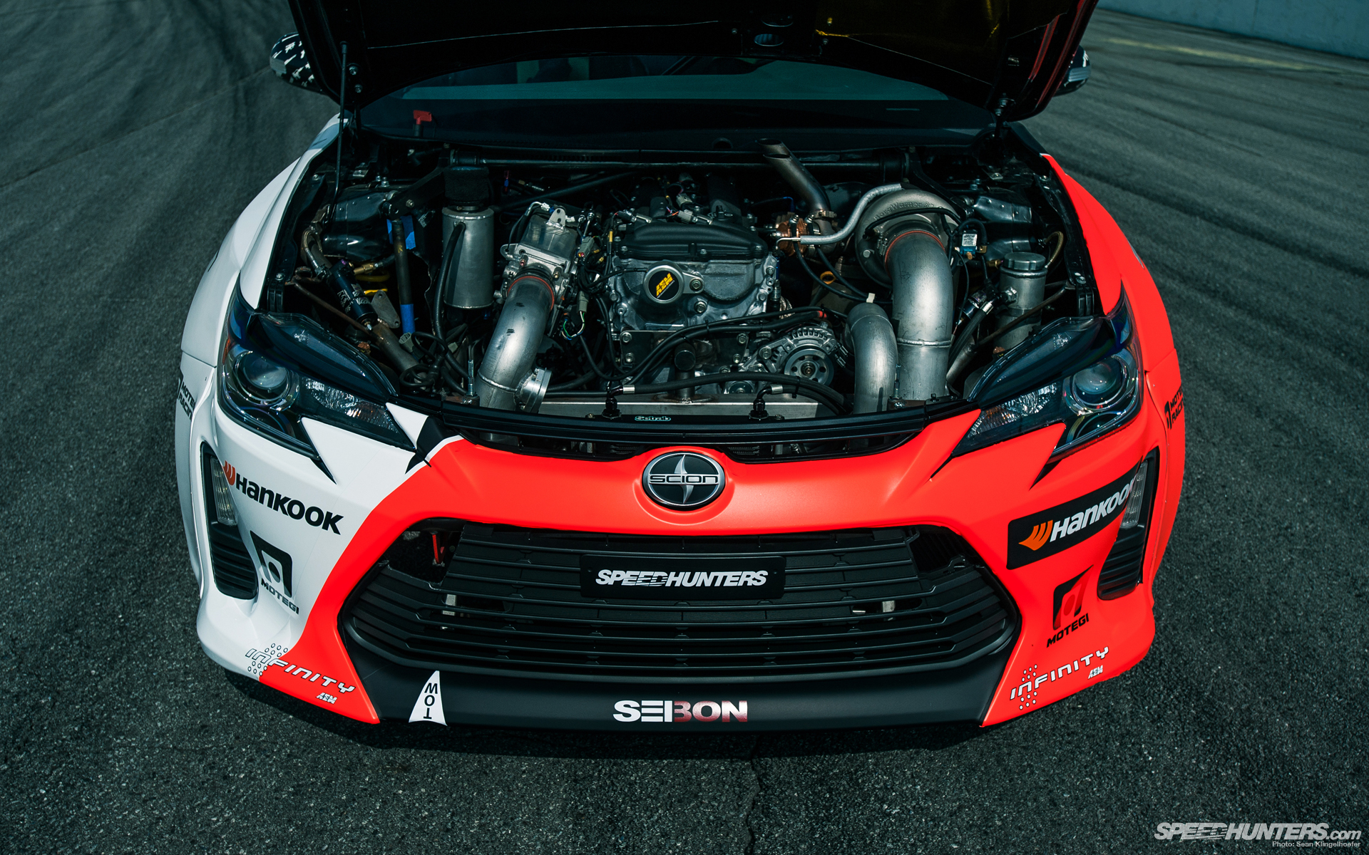 Papadakis-tC-Desktop-09