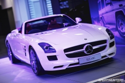 Mercedes-Benz_World-004