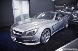 Mercedes-Benz_World-005
