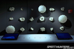 Mercedes-Benz_World-038